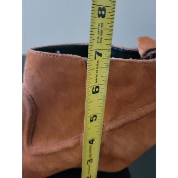 Women's size 10 M Dolce Vita Tan Suede Boot Side Zipper - Picture 10 of 10